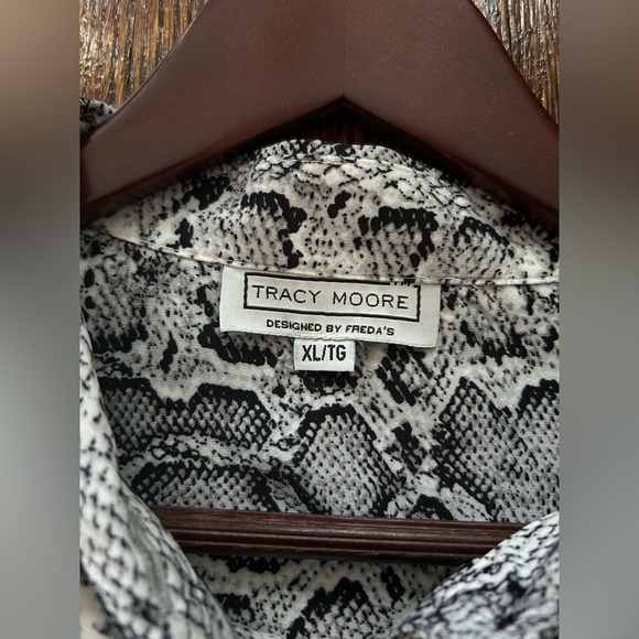 Tracy Moore Snake Print Blouse - Picture 7 of 15